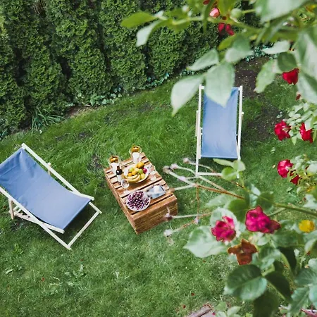 Relax Bauhaus Ostello *